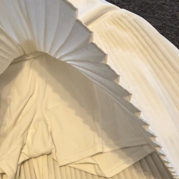 JoyLab Black and Cream Mini Skirt Duo - Picture 4 of 5